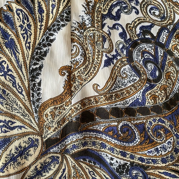 Cache Cream and Blue Paisley Blouse - Picture 4 of 5